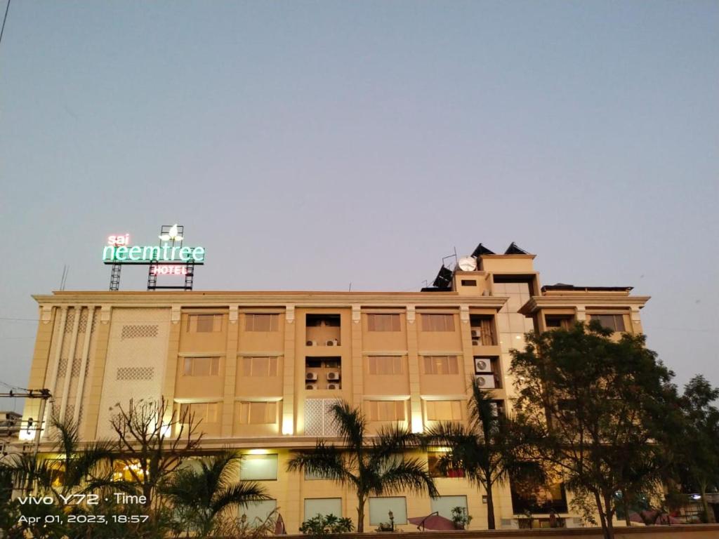 Sai Neem Tree Hotel