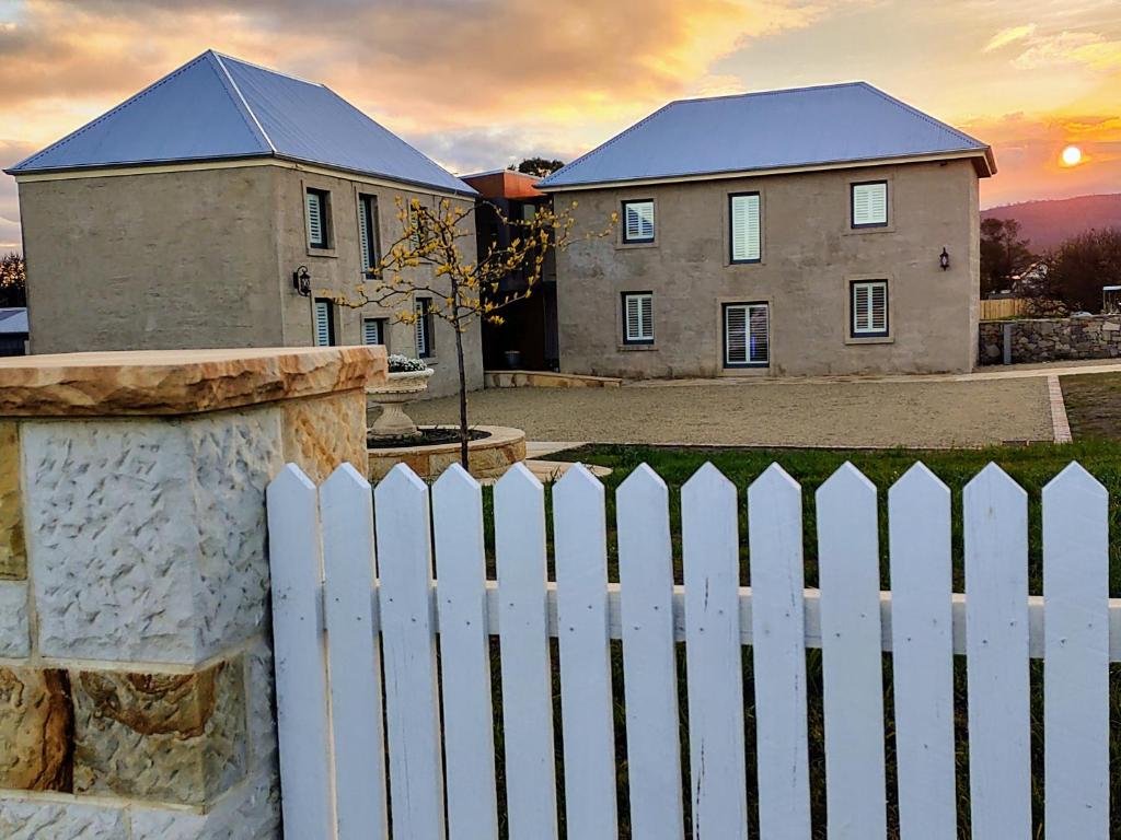Triabunna Barracks (Triabunna)