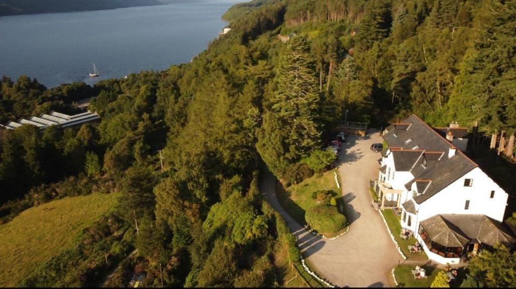 Craigdarroch Hotel (Foyers)