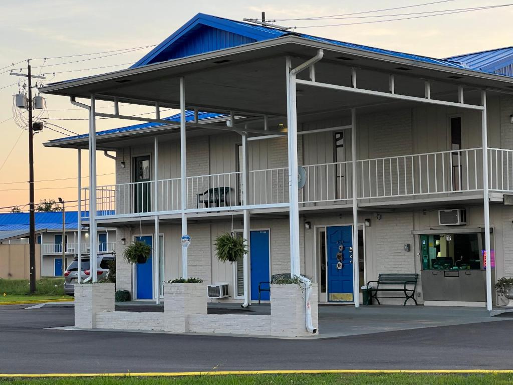 Towne inn (Sylacauga)