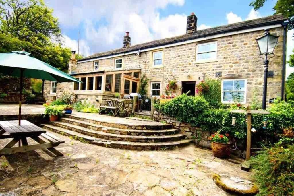 How Stean Cottage
