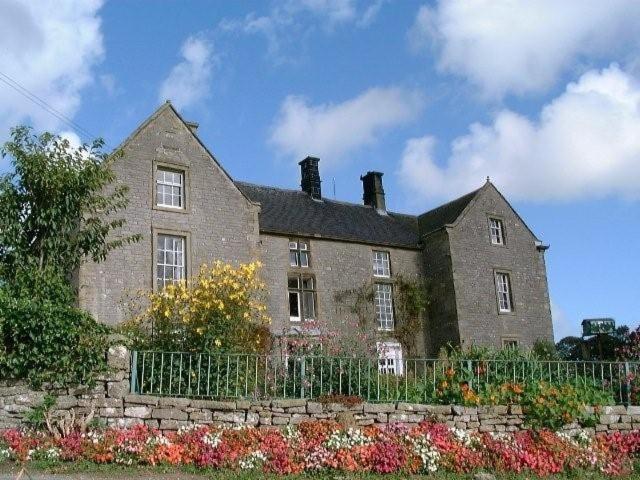 Stanshope Hall (Alstonfield)