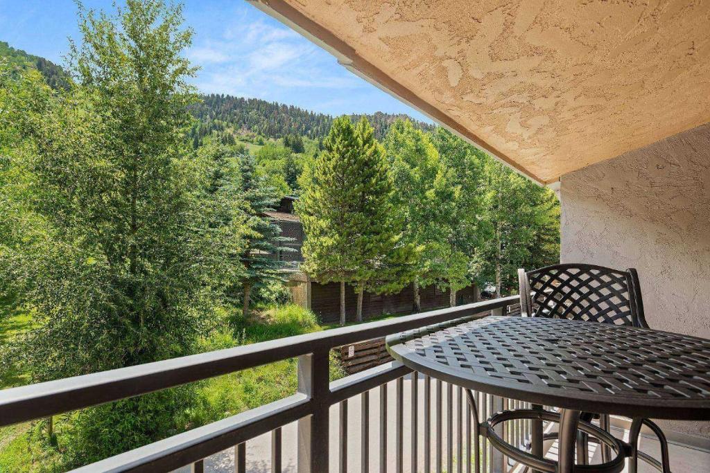 700 Monarch 301 (Aspen)