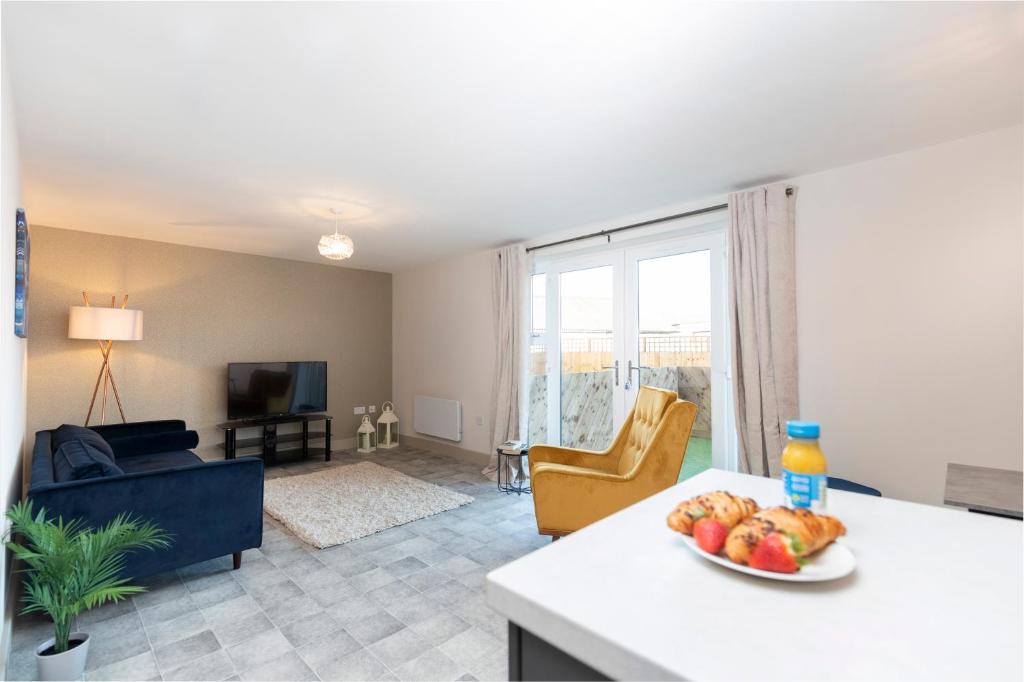 Avery House 2 - Two Bedroom with Outdoor Terrace by BPNE