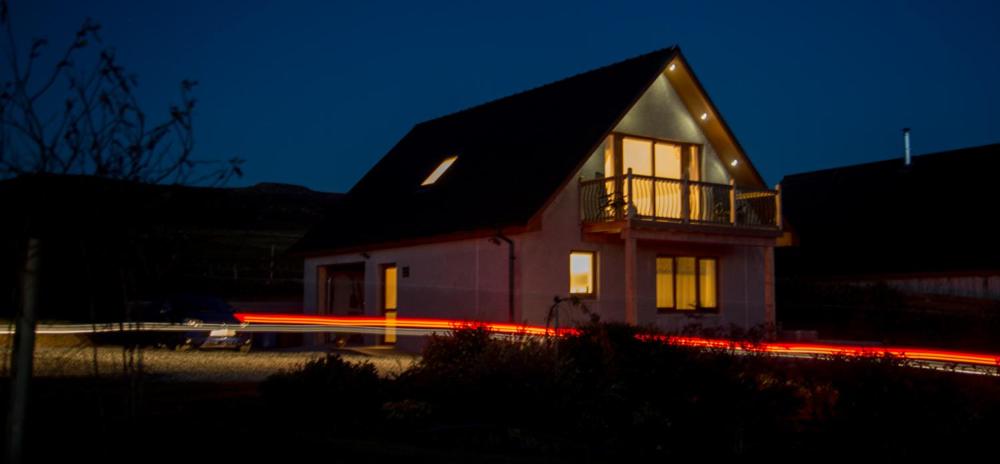 Lochview Chalet (Eyre)