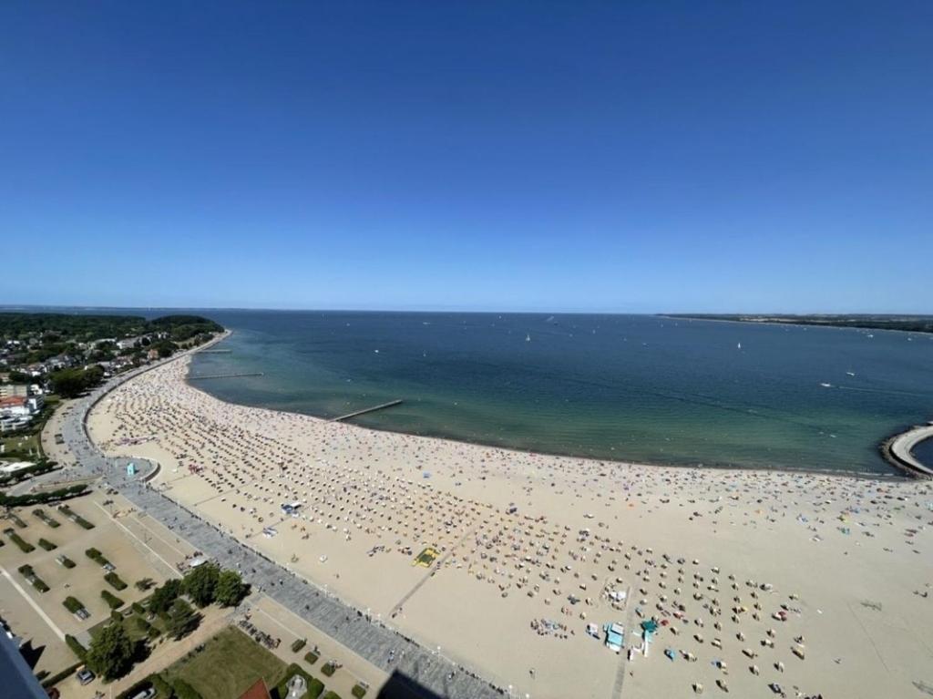 MeerblickWind und Meer 3-Zimmer-Ecksuite Maritim Residenz Travemünde