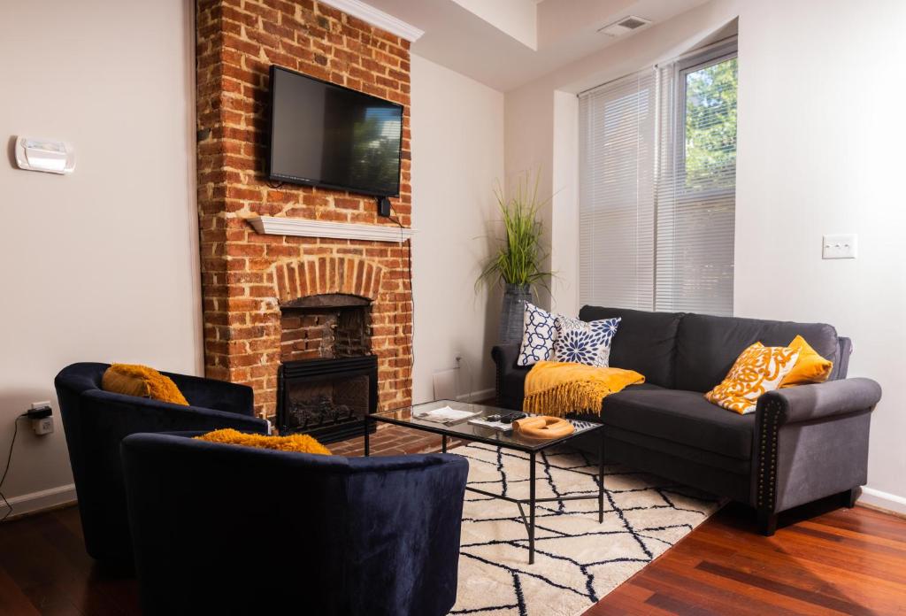 Beautiful 2BR Home Outside U Street Corridor