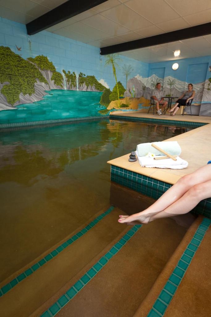 18th Avenue Thermal Motel