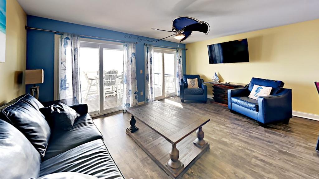 Put-in-Bay Waterfront Condo #109 (Put-in-Bay)