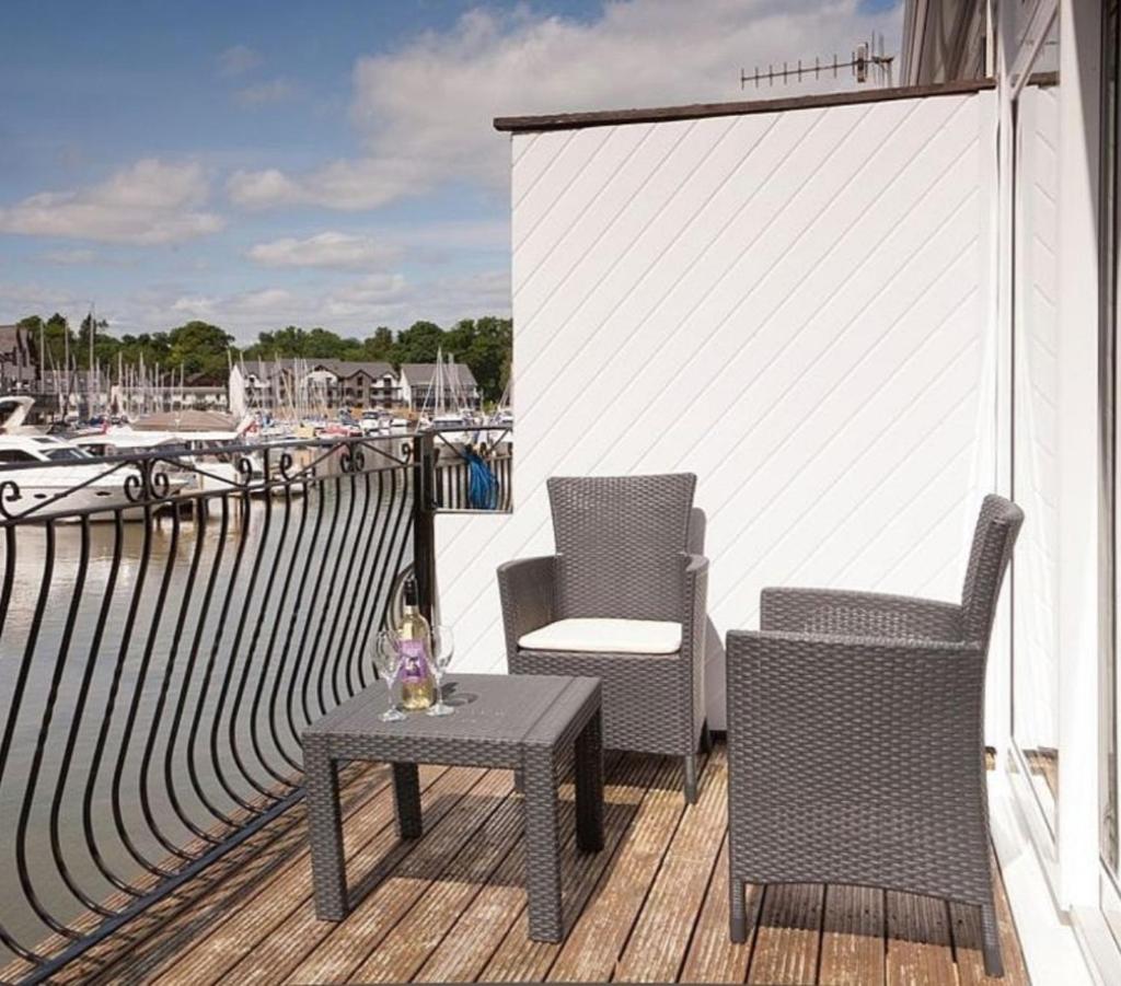 Marina Boathouse