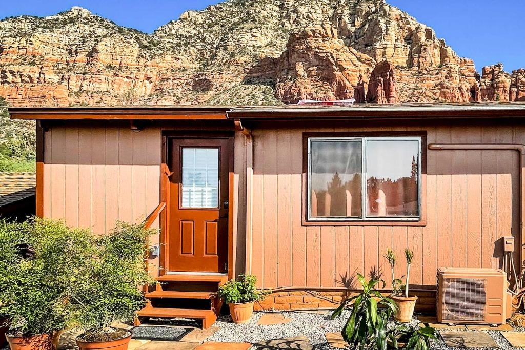 Thunder Mountain Sedona Studio with Mtn Views!