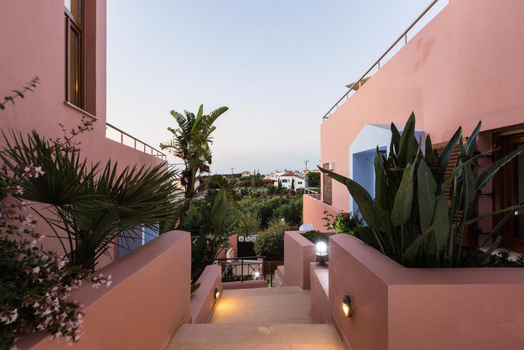Leste Luxury Homes (Plaka)