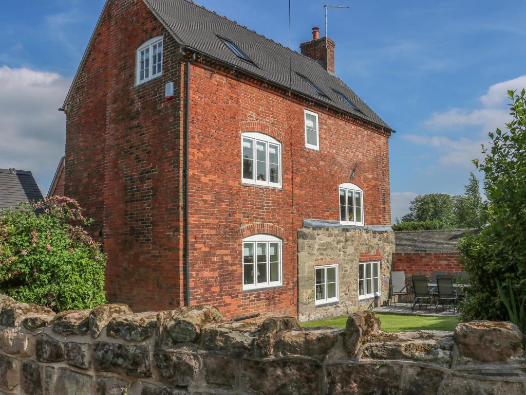 Firtree Cottage (Ashby de la Zouch)