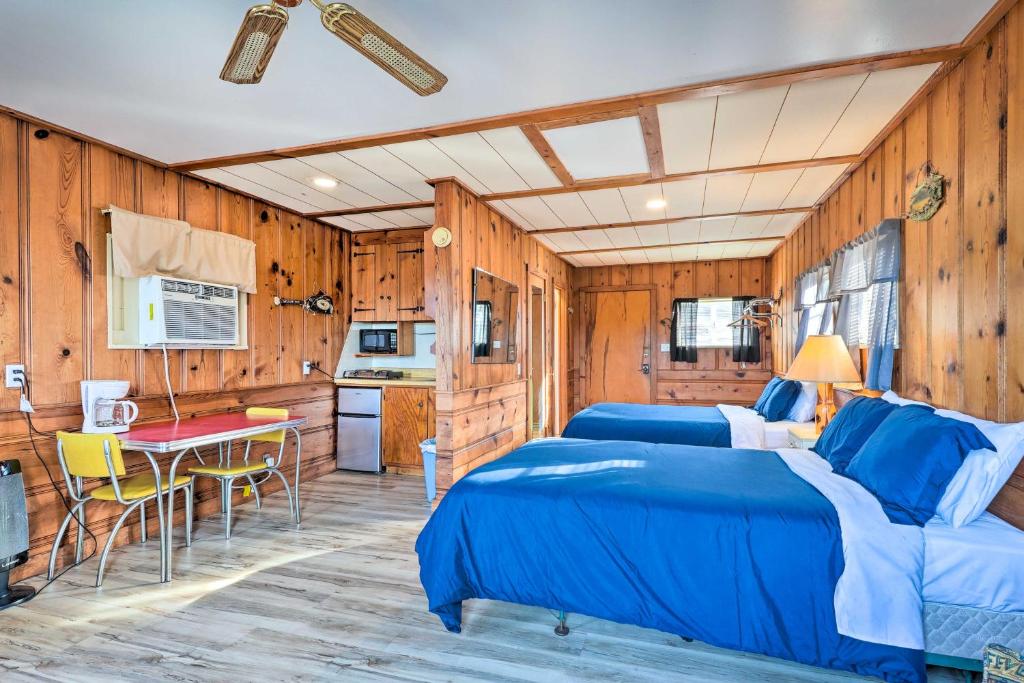Pet-Friendly Eureka Springs Vacation Rental