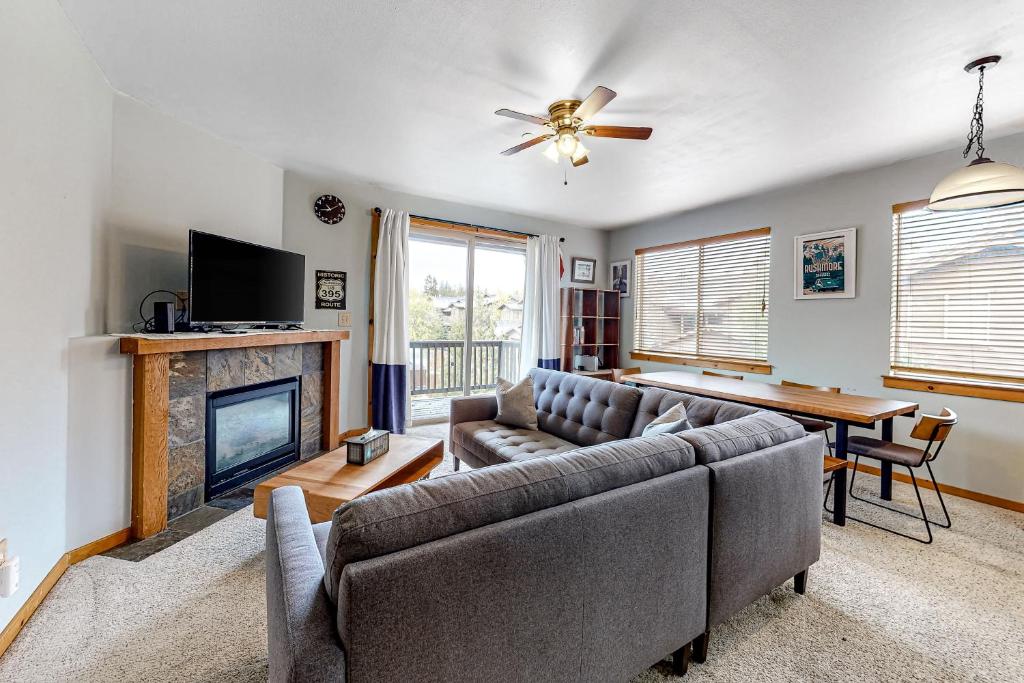 Truckee Living (Truckee)