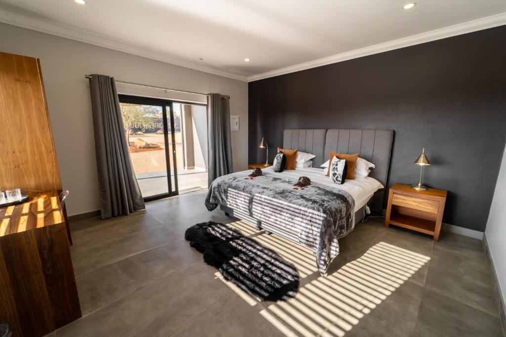 Leeuwkop Hunting Safaris (Kimberley)