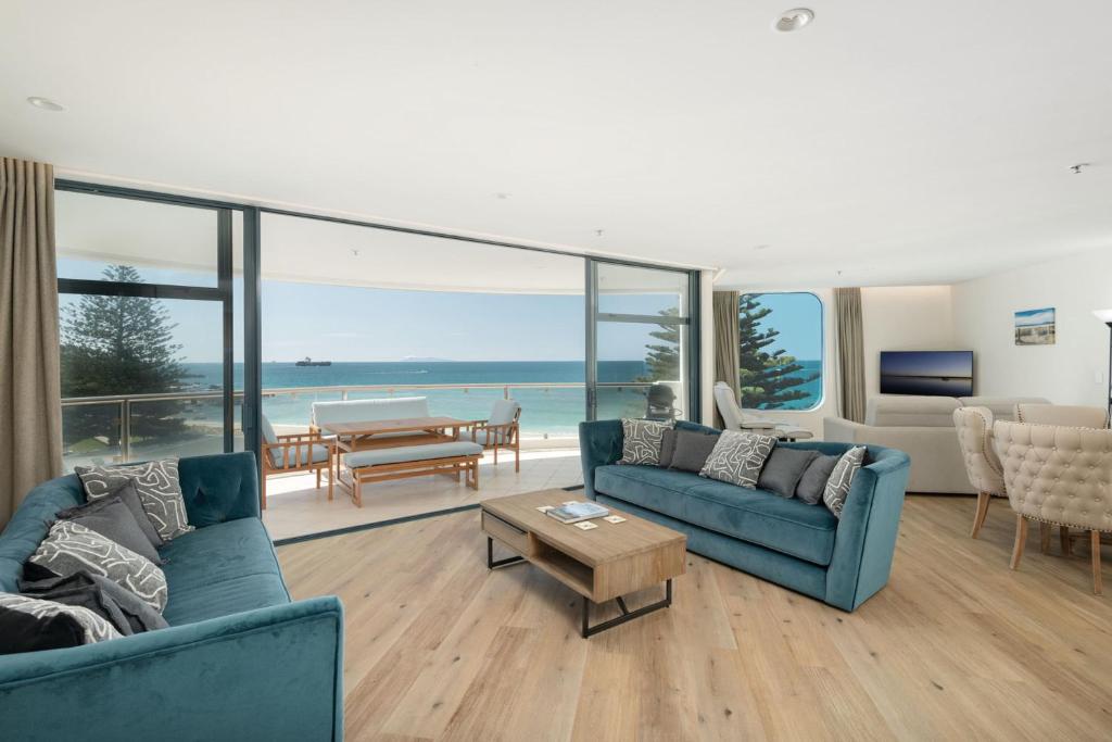 Oceanside Haven - Stunning views of Mauao (Mount Maunganui)