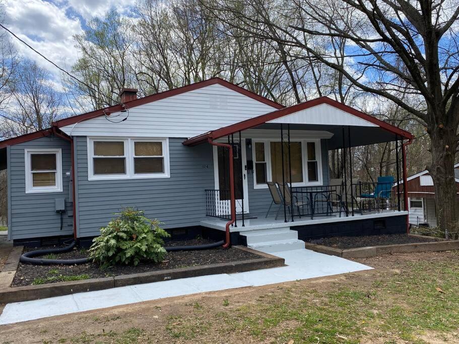 3 bedrooms close to downtown