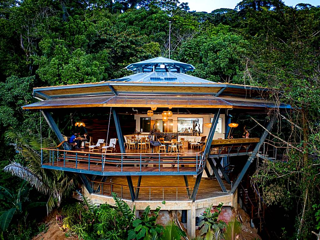 La Loma Jungle Lodge and Chocolate Farm