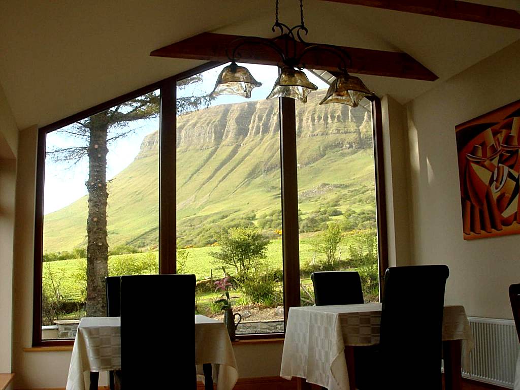 Benbulben Farmhouse B&B (Drumcliff)