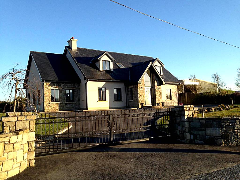 Railway View - Connemara (Recess)