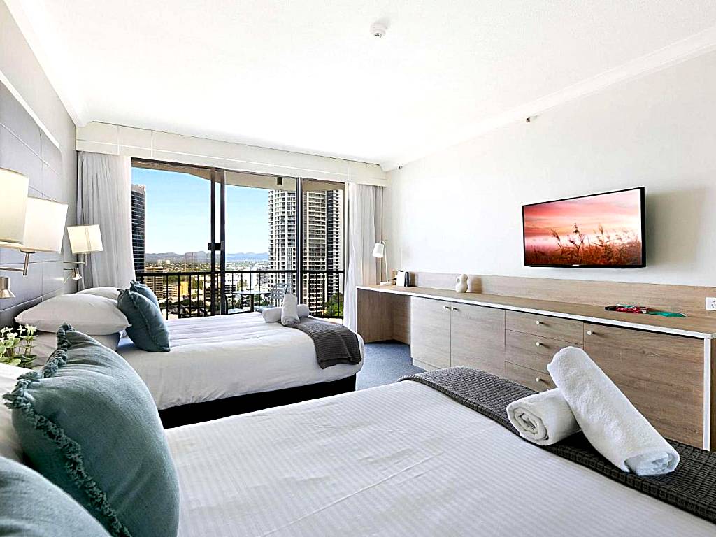 Sleek and Central Studio Apartment