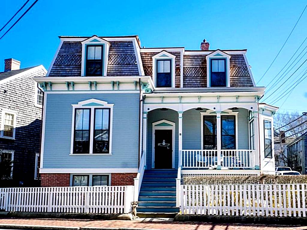 The Centerboard Nantucket (Nantucket)