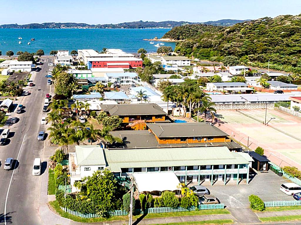 Bay of Islands Lodge