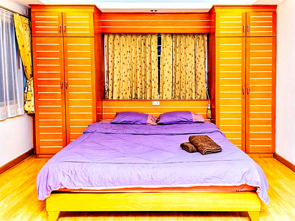 JOLLY GUESTHOUSE & RESTAURANT