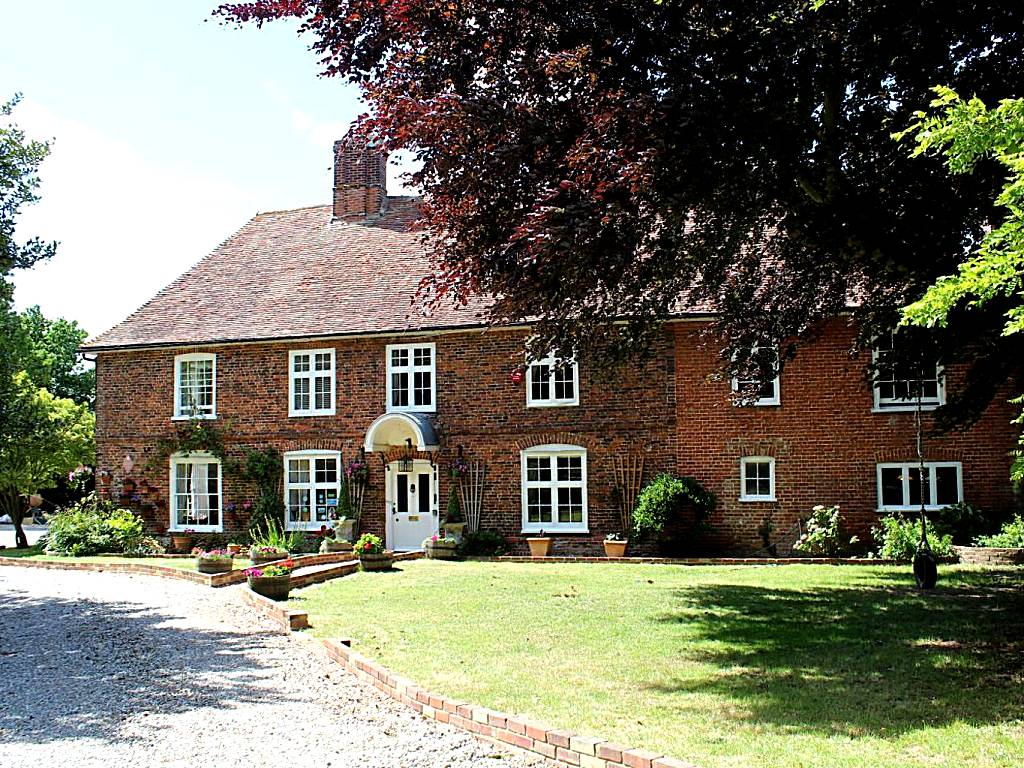 Molland Manor House Bed & Breakfast (Sandwich)