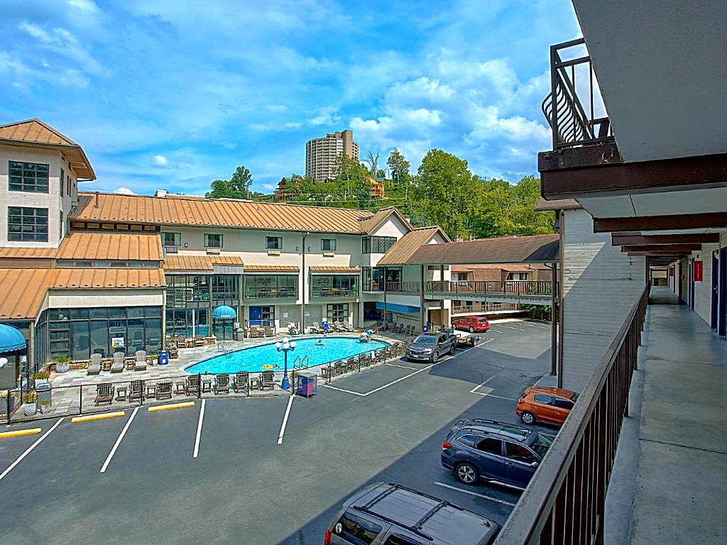 Sidney James Mountain Lodge (Gatlinburg)