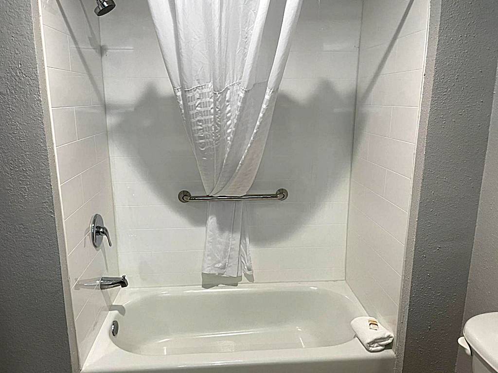 La Quinta by Wyndham Tampa Central: Superior King Suite - Non-Smoking (Tampa)