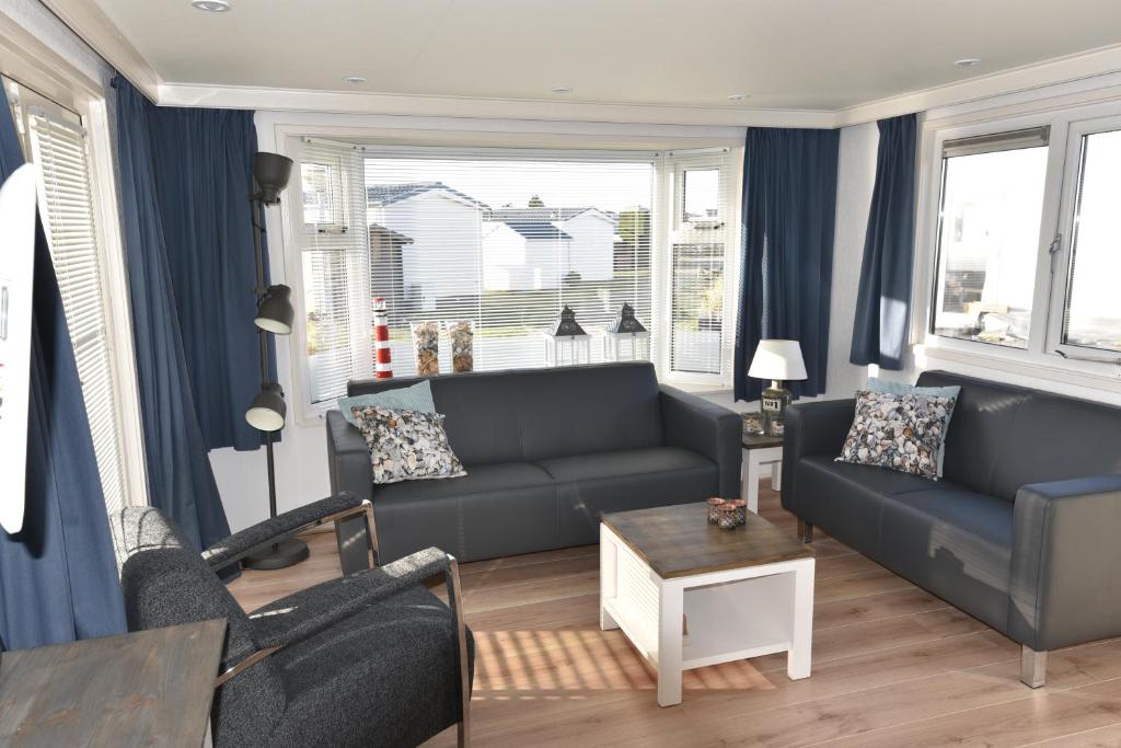 Chalet Zeester J38 Ameland