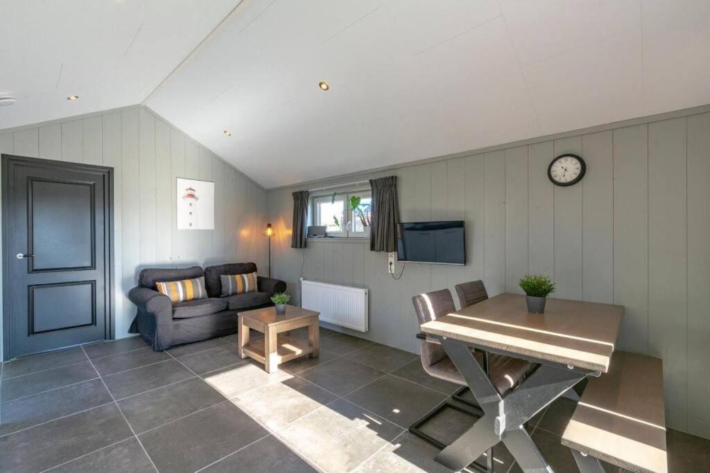 Strandhuis 't Koepeltje aan zee!
