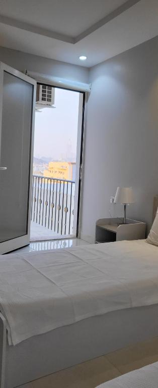 Alkhuzama Apartment