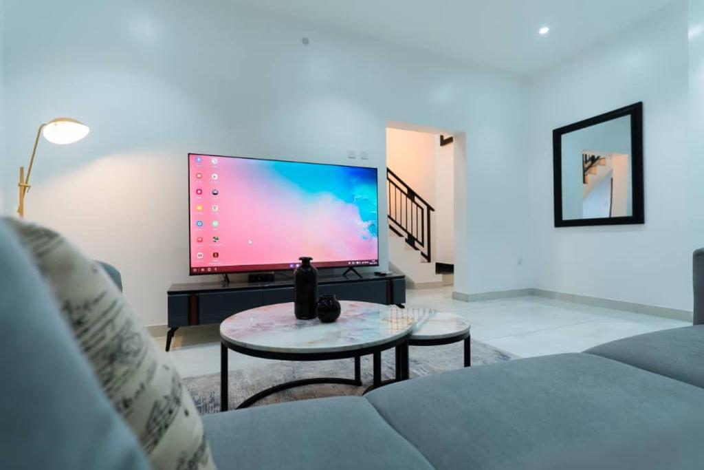 Palm Spring Luxury Apartment