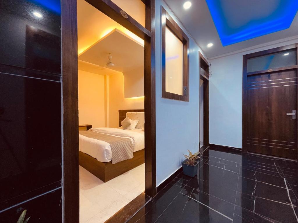 The Ganga Divine - A Family Hotel