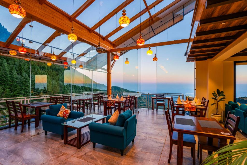 Alt Life Luxe - Uppper Bhagsu Mcleodganj