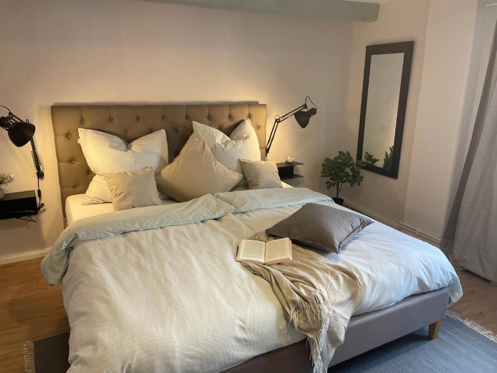 Ferienwohnung Marzipan - im Herzen der Altstadt, historisches Gebäude mit modernem Ambiente, W-LAN