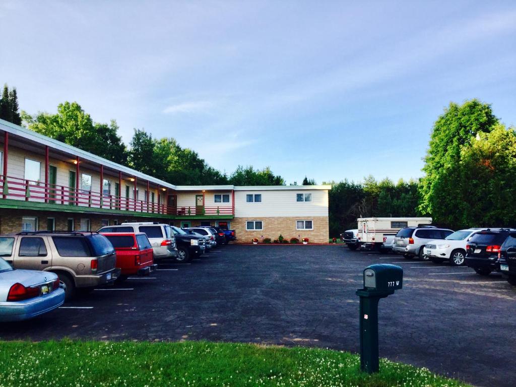 Cedars Motel