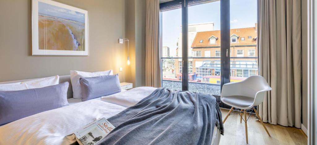 Sparkassengebäude Wohnung 2