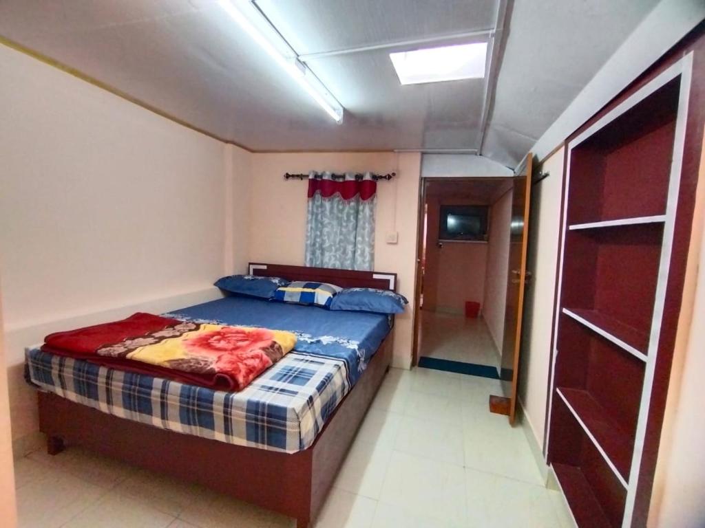 AKS Home Stay