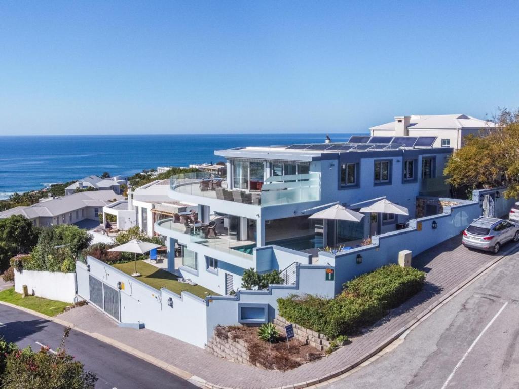 Keurbooms Lagoon Villa