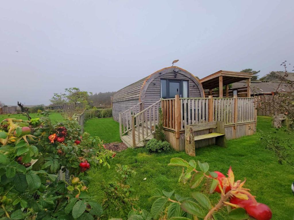 Luxurious Family Pod with Garden and Hot tub - The Stag Hoose