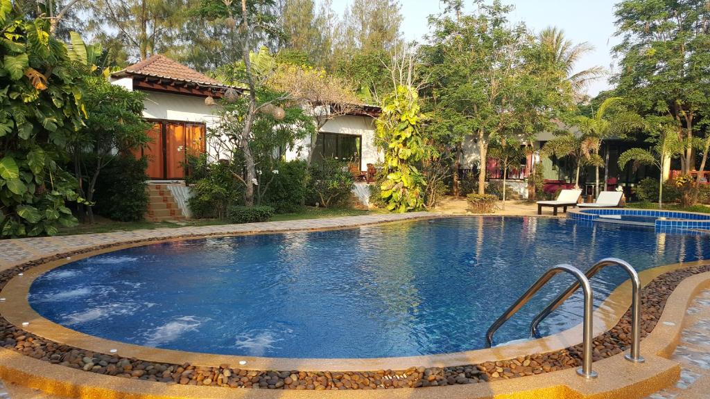 Pranburi Cabana Resort