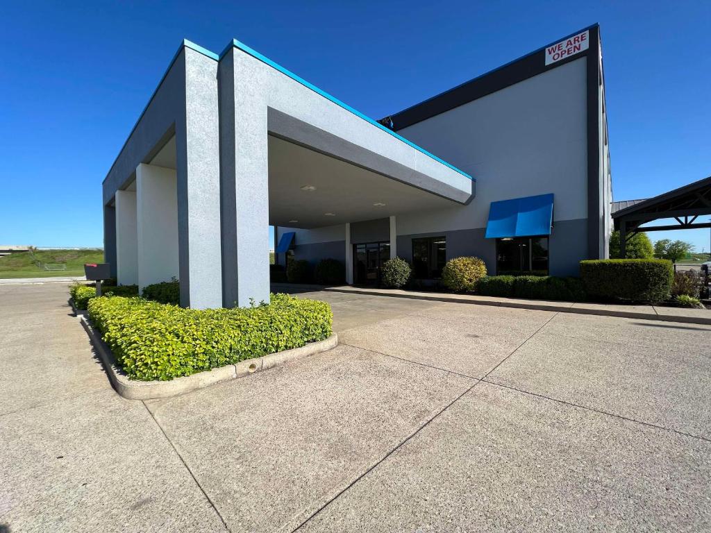 SureStay Plus Hotel by Best Western Hopkinsville
