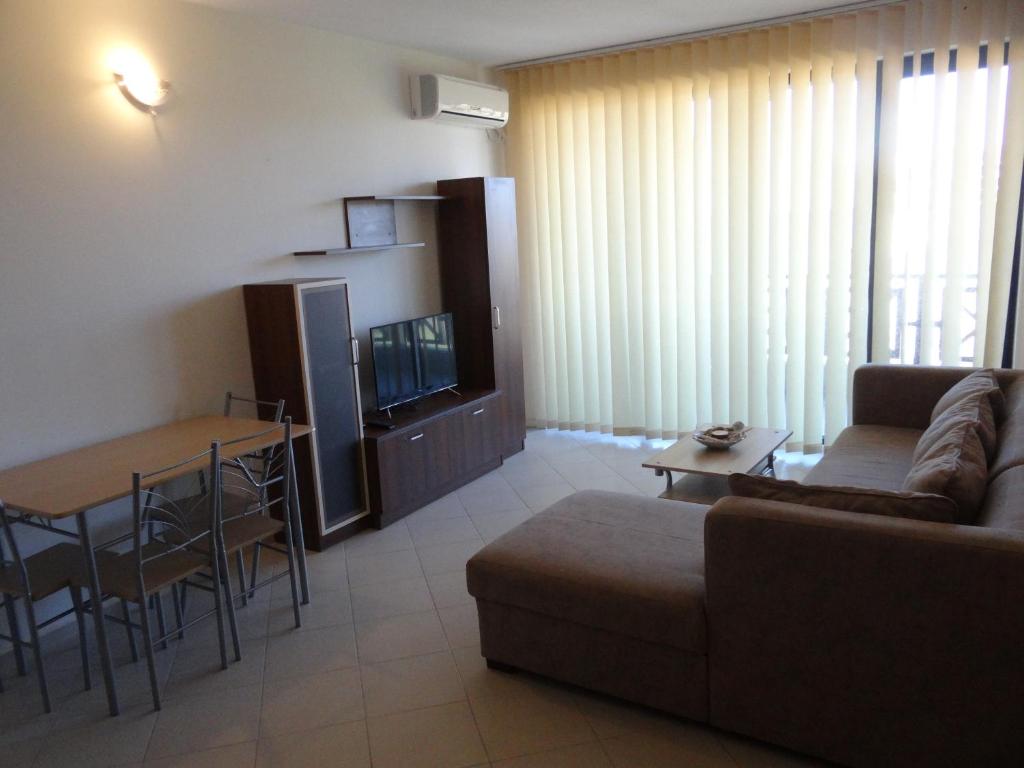 Oasis Beach Home Four