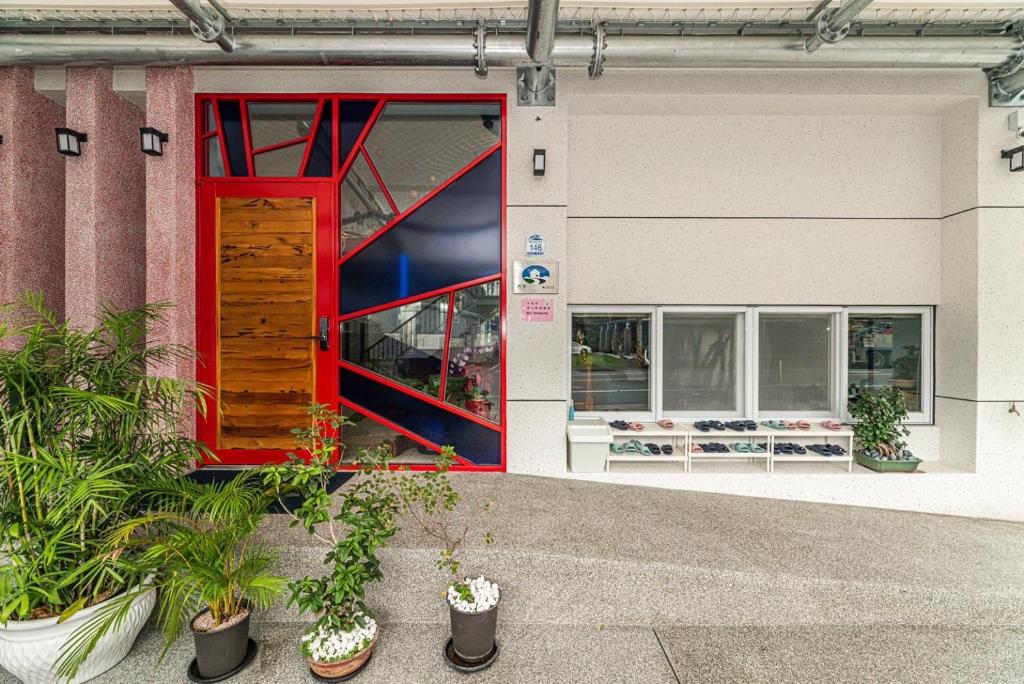 睡海邊包棟民宿 sleep on beach B&B