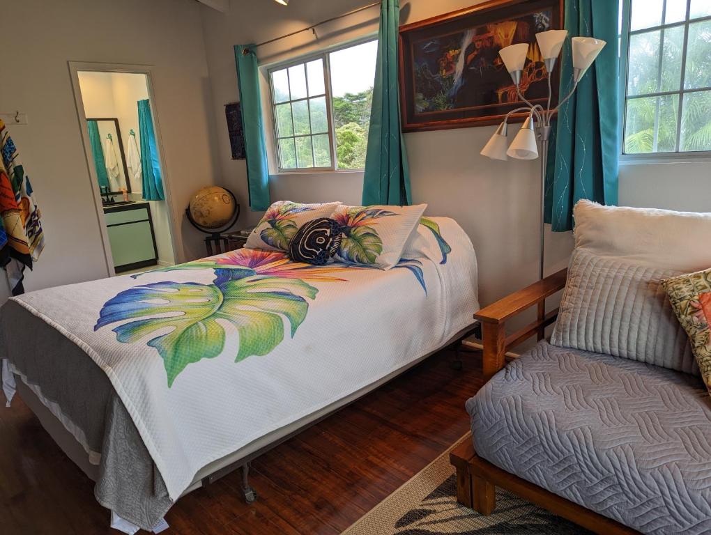 Hilo Luxury Suite