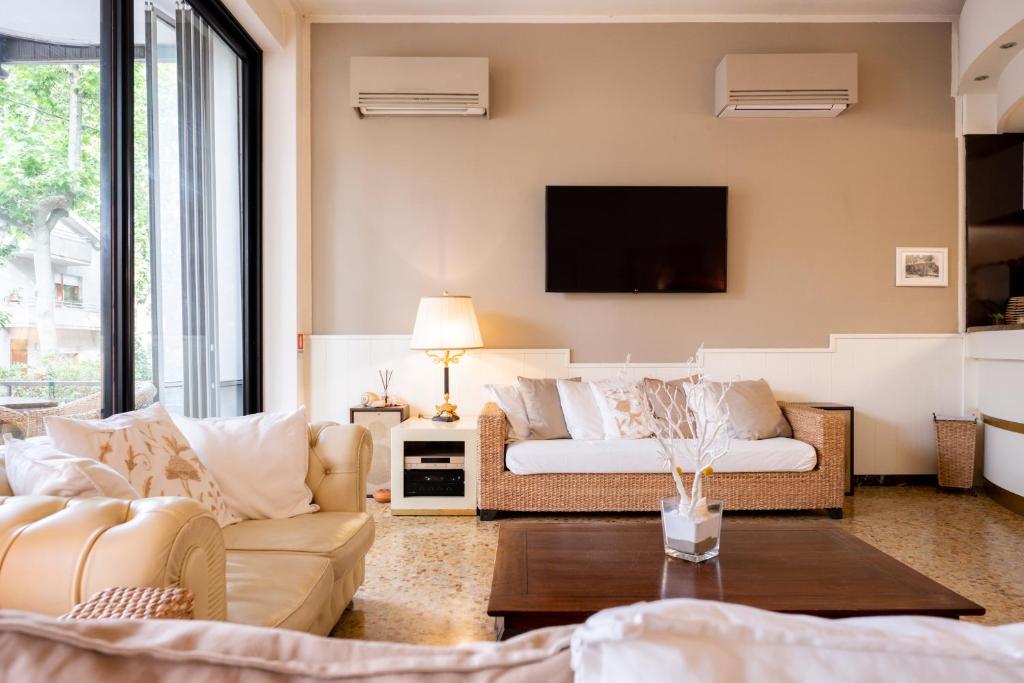 De La Ville Boutique Hotel